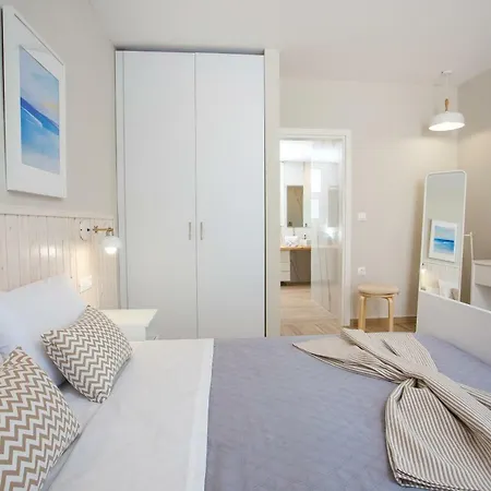 Avi Suites 2 Apartment *